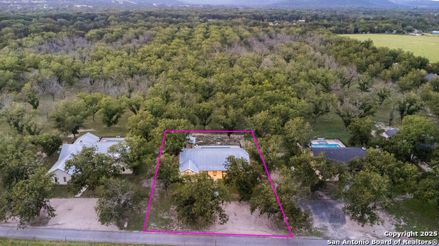 Image 3 of 40 For 370 Johnny Seibert