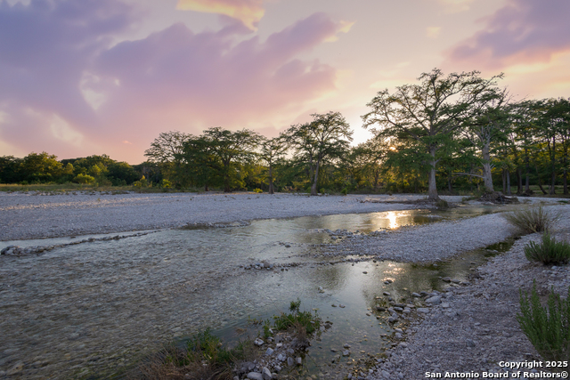 Image 34 of 40 For 370 Johnny Seibert