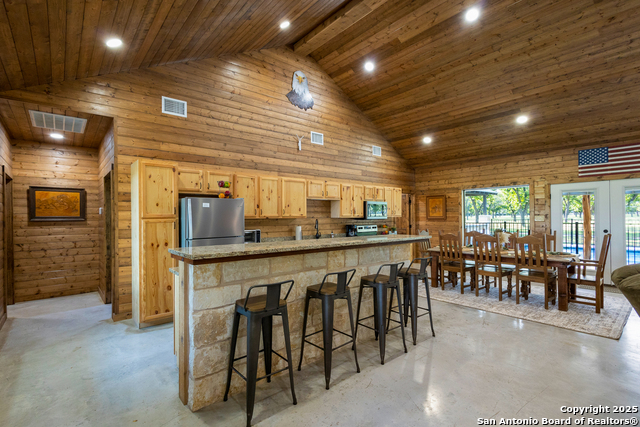 Image 8 of 40 For 370 Johnny Seibert