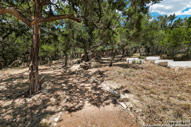 Image 22 of 42 For 245 Deer Cross