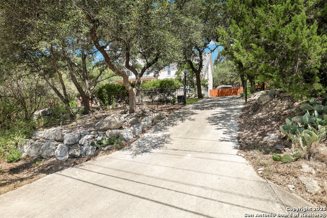 Image 26 of 42 For 245 Deer Cross