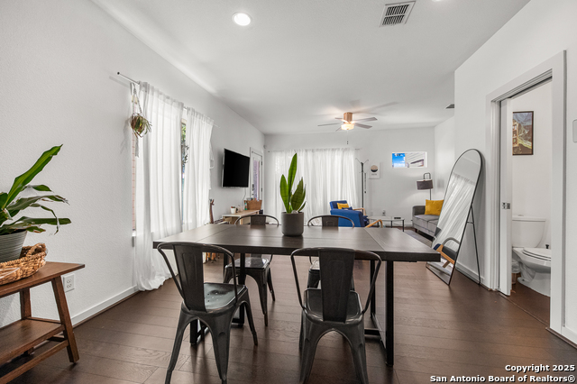 Image 13 of 31 For 704 Cherry N