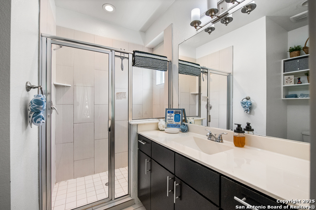 Image 27 of 31 For 704 Cherry N