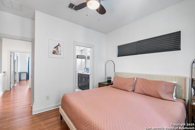 Image 28 of 31 For 704 Cherry N