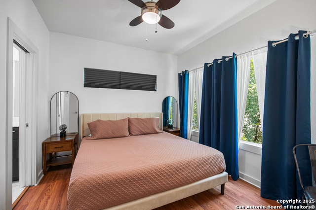 Image 29 of 31 For 704 Cherry N