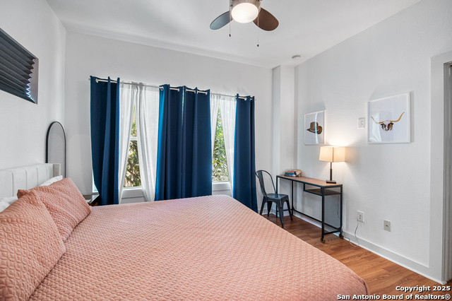 Image 30 of 31 For 704 Cherry N