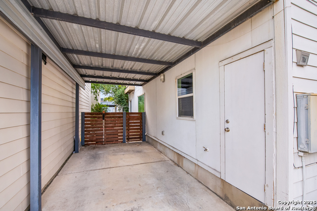 Image 5 of 31 For 704 Cherry N