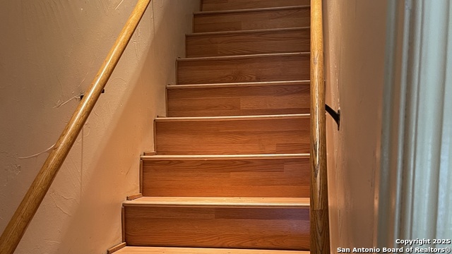 Image 15 of 18 For 6932 Green Valley Rd