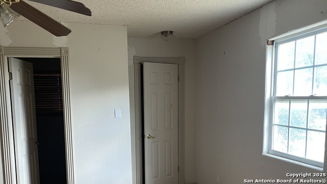 Image 17 of 18 For 6932 Green Valley Rd