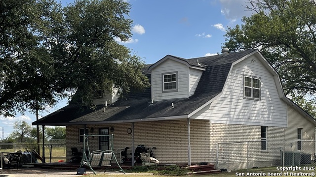 Image 4 of 18 For 6932 Green Valley Rd