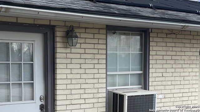 Image 6 of 18 For 6932 Green Valley Rd