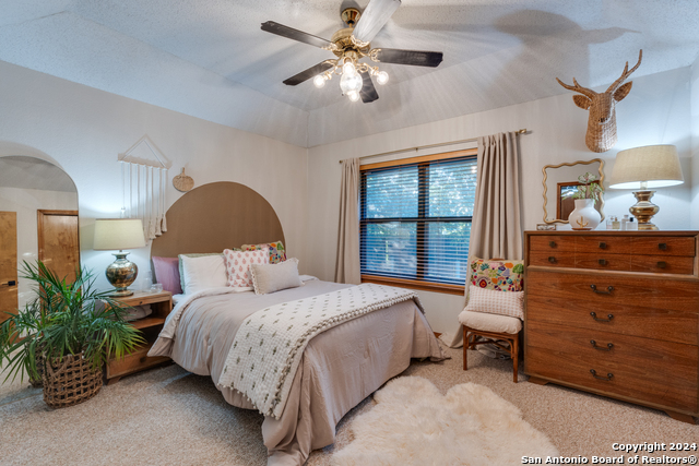 Image 12 of 23 For 720 Belmont