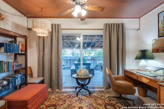 Image 16 of 23 For 720 Belmont