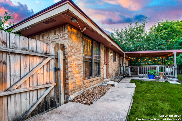 Image 19 of 23 For 720 Belmont