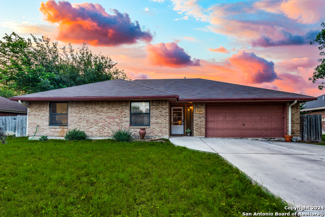 Image 3 of 23 For 720 Belmont