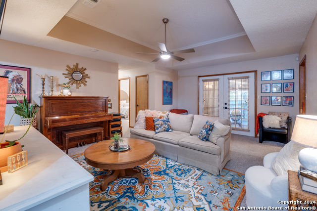 Image 6 of 23 For 720 Belmont