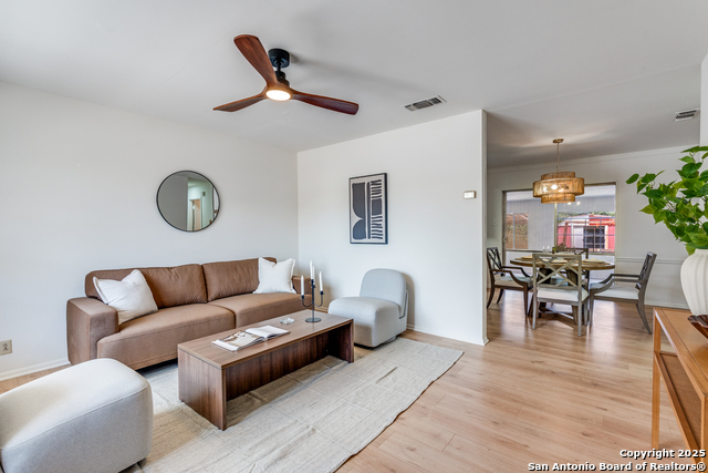 Image 3 of 21 For 5229 Swann  