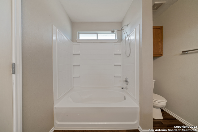 Image 23 of 34 For 216 Anvil Pl