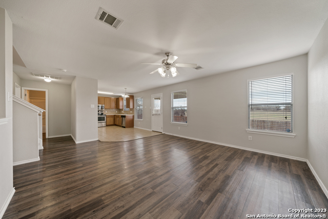 Image 9 of 34 For 216 Anvil Pl