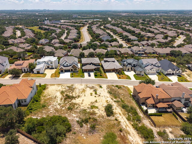 Image 4 of 10 For 8451 Sierra Hermosa