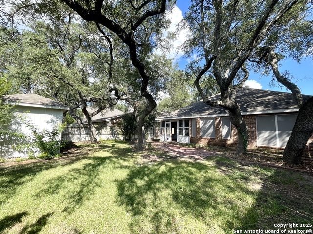 Image 14 of 23 For 211 Bonner  