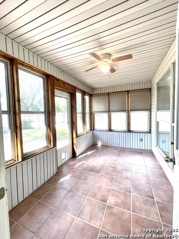 Image 15 of 23 For 211 Bonner  