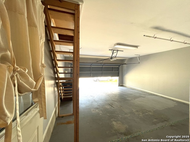 Image 22 of 23 For 211 Bonner  