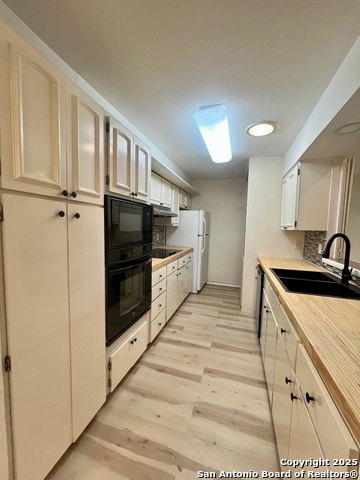 Image 11 of 24 For 7731 Broadway  A8