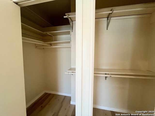 Image 20 of 24 For 7731 Broadway  A8