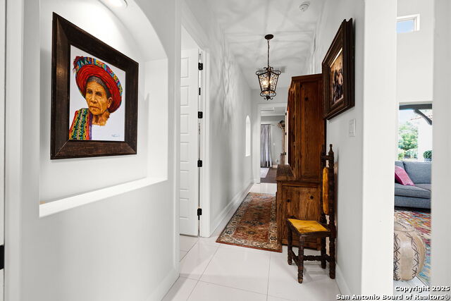 Image 43 of 49 For 1607 Bordeaux Blanc