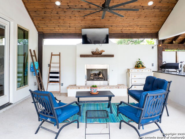 Image 44 of 49 For 1607 Bordeaux Blanc