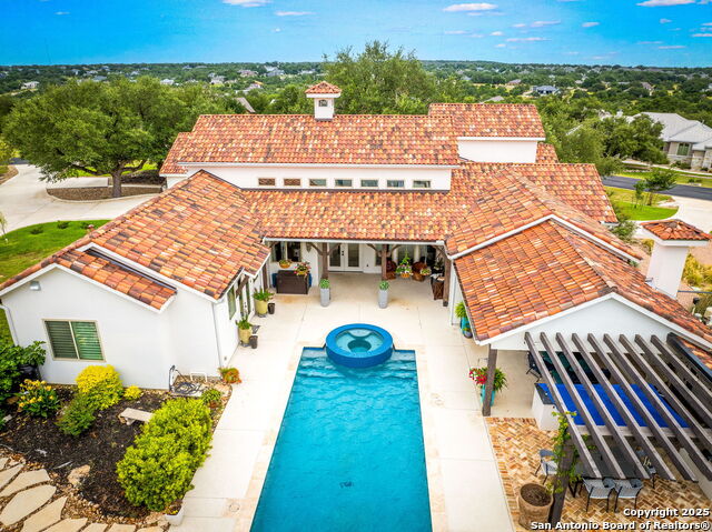 Image 46 of 49 For 1607 Bordeaux Blanc