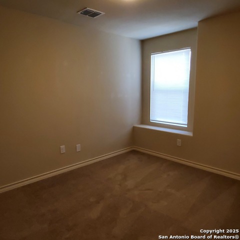 Image 19 of 29 For 7054 Lakeview  101