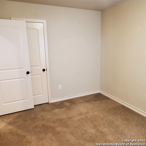 Image 20 of 29 For 7054 Lakeview  101