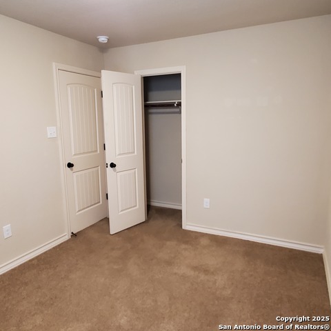 Image 21 of 29 For 7054 Lakeview  101