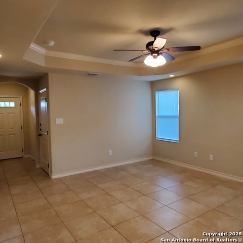 Image 5 of 29 For 7054 Lakeview  101