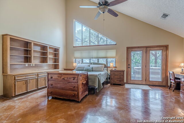 Listing photo id 12 for 560 Bluff Ridge
