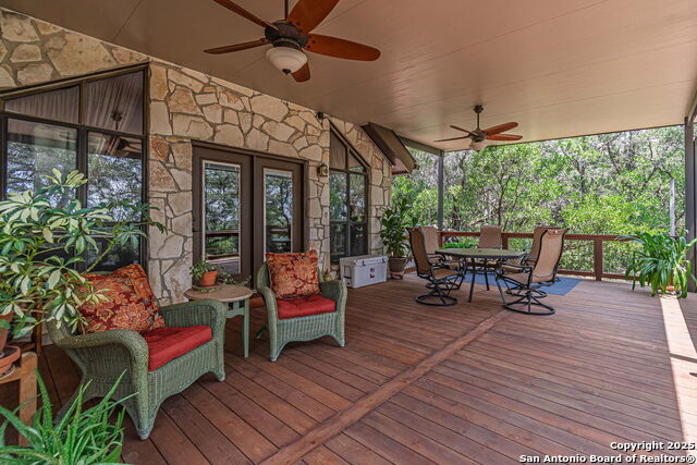 Listing photo id 22 for 560 Bluff Ridge