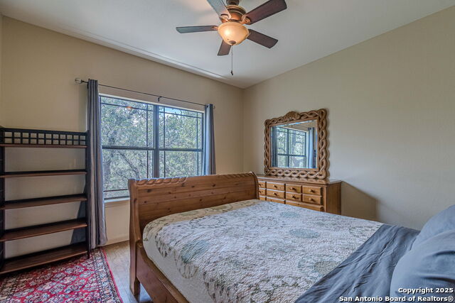 Listing photo id 38 for 560 Bluff Ridge