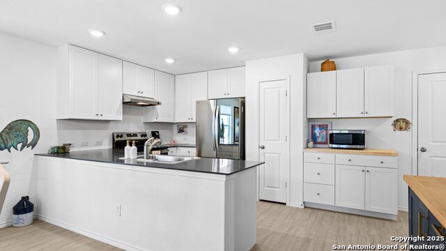 Image 3 of 22 For 216 Pacific Waters