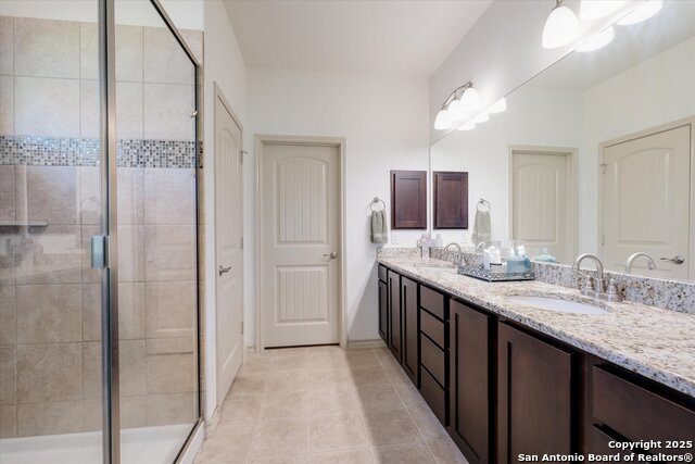 Image 20 of 31 For 240 Roy Nichols Dr