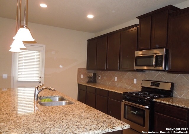 Image 2 of 22 For 522 Fort Apache