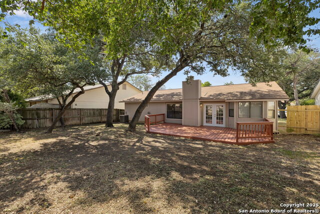 Image 29 of 31 For 10330 Country Bluff