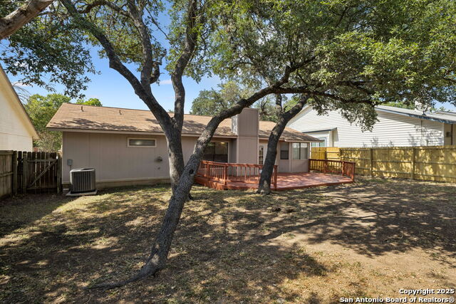 Image 31 of 31 For 10330 Country Bluff