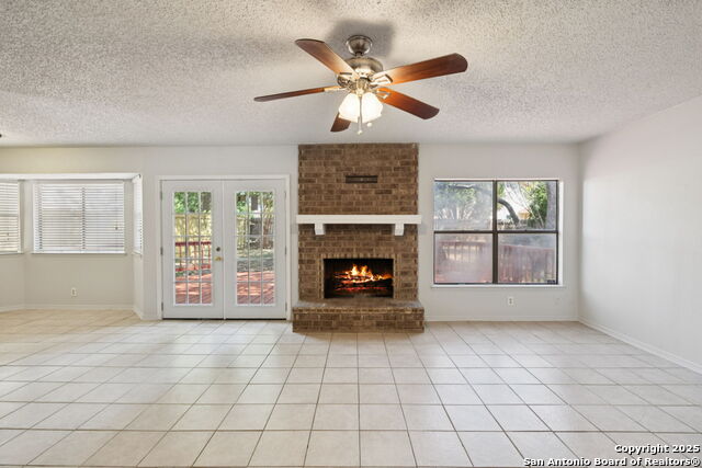 Image 7 of 31 For 10330 Country Bluff