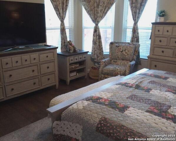 Listing photo id 10 for 449 Timber Creek