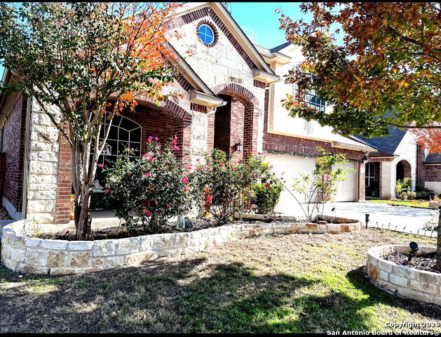 Listing photo id 0 for 449 Timber Creek