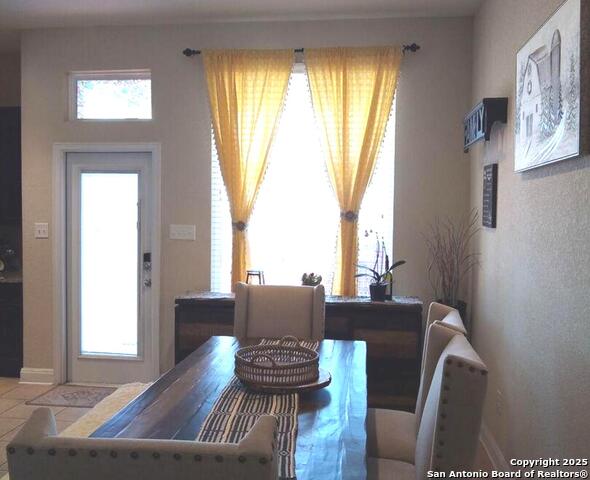 Listing photo id 7 for 449 Timber Creek