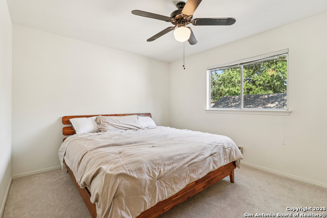 Image 20 of 40 For 13719 Chittim Woods