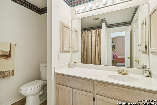 Image 22 of 40 For 13719 Chittim Woods